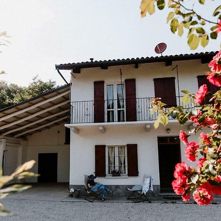 La Quiete Del Roero - Casa Vacanze Nel Verde Villa Monticello d'Alba Luaran gambar